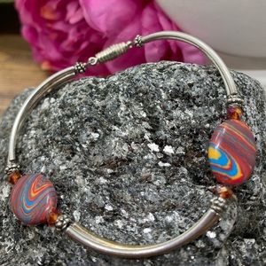 Gorgeous multicolor stone beaded silver tone bracelet 7.5” summer